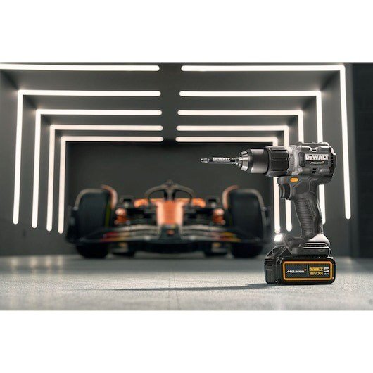 18V XR drill-driver w/impact 2x5AH Mclaren #17