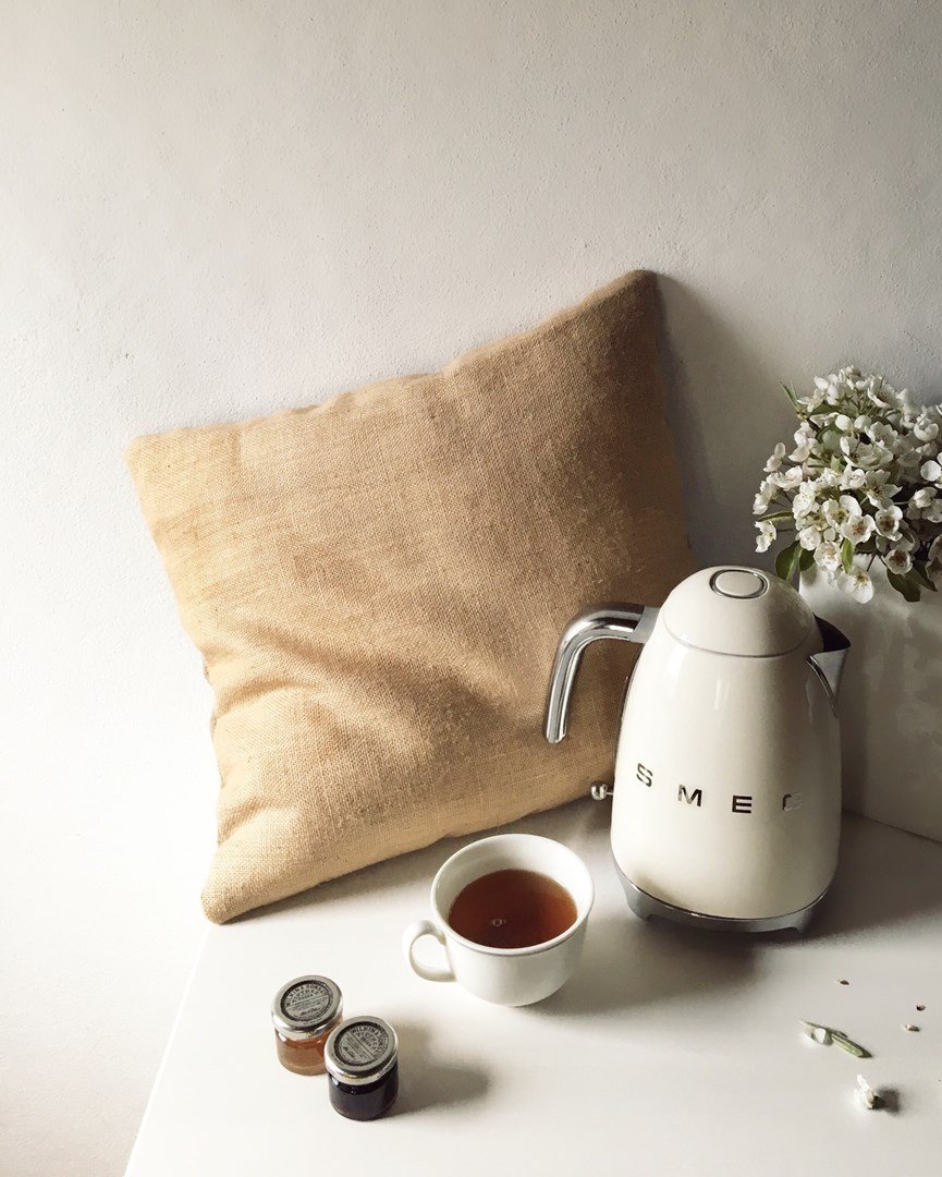 Smeg 50's Style Elkedler KLF03CREU Creme #19