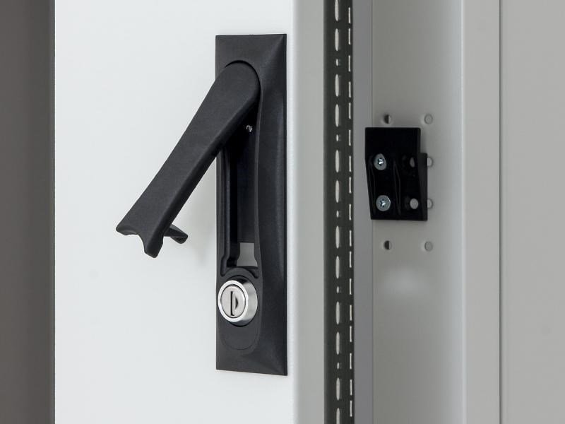 Triton RMA-22-A68-CAX-N1 stativ 22U Fritstende reol Gr #3