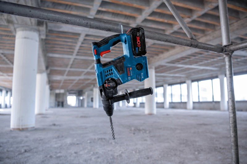 BOSCH. SDS+ HAMMER GBH 18V-28 CF SOLO 3,4J LB #9