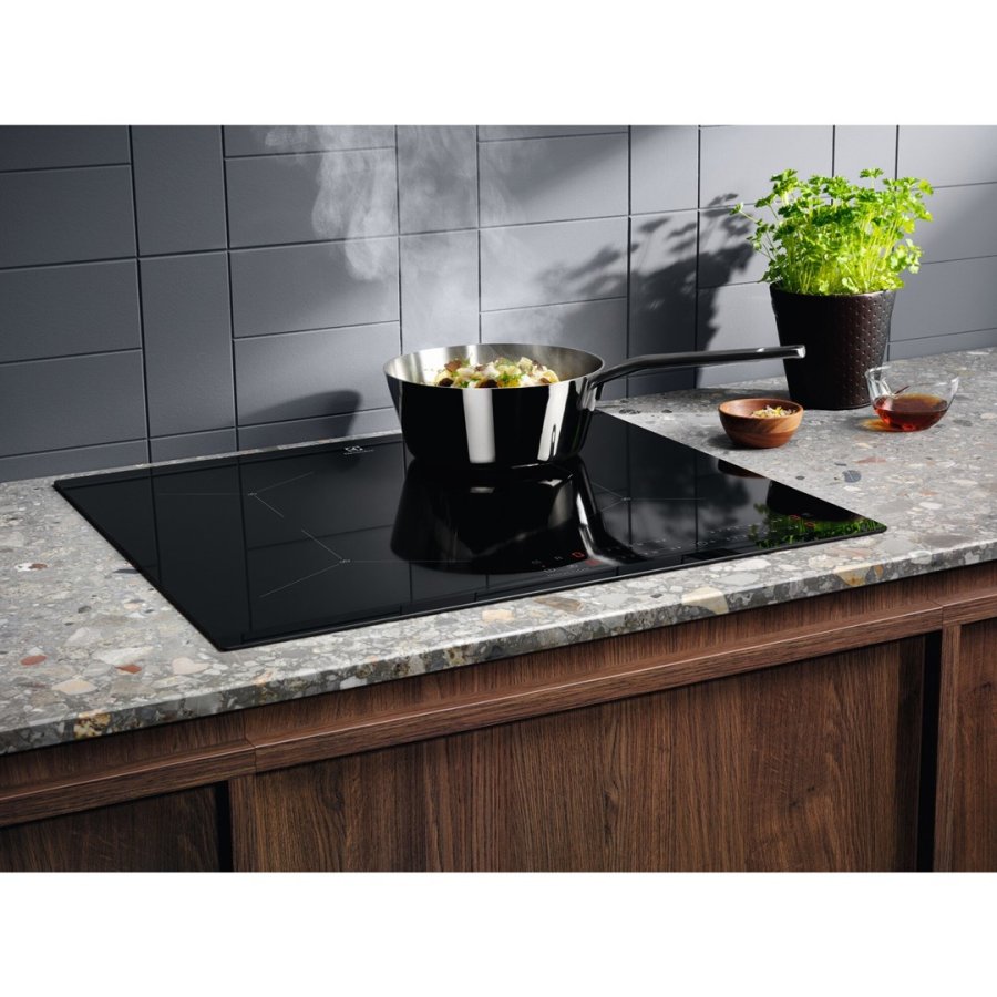Electrolux EIS62443 Sort Indbygget 60 cm Zone induktionskogeplade 4 zone(s) #10