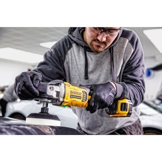 DeWALT DCM849P2-QW bil pudsemiddel #6