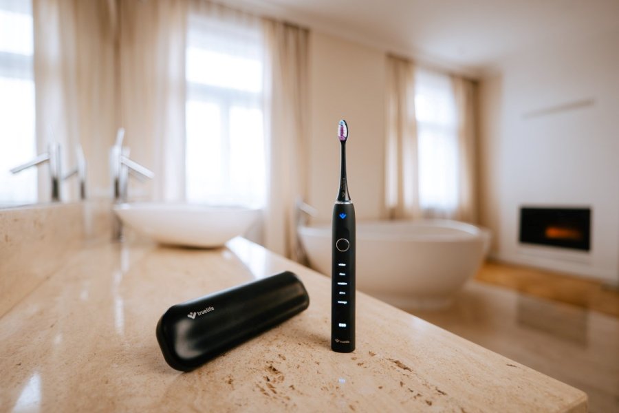 TrueLife SonicBrush Clean70 UV sonisk tandb�rste, sort #5