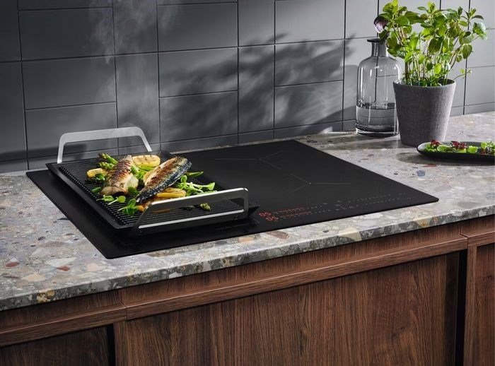 Electrolux Serie 700 EIS62453IZ Sort Indbygget 60 cm Zone induktionskogeplade 4 zone(s) #8