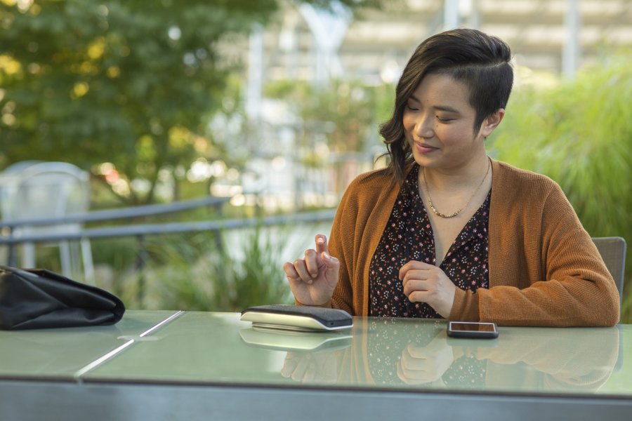 Poly Sync 20+ Microsoft Teams Certified USB-C Speakerphone #6