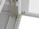 FRITST�ENDE RACKSKAB 19