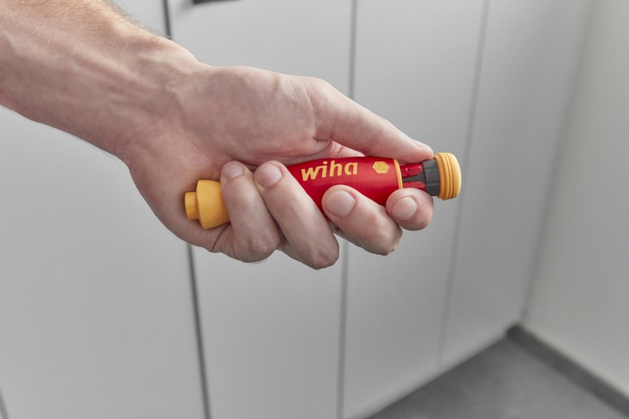 Wiha screwdriver with bit magazine PocketMax electric #9