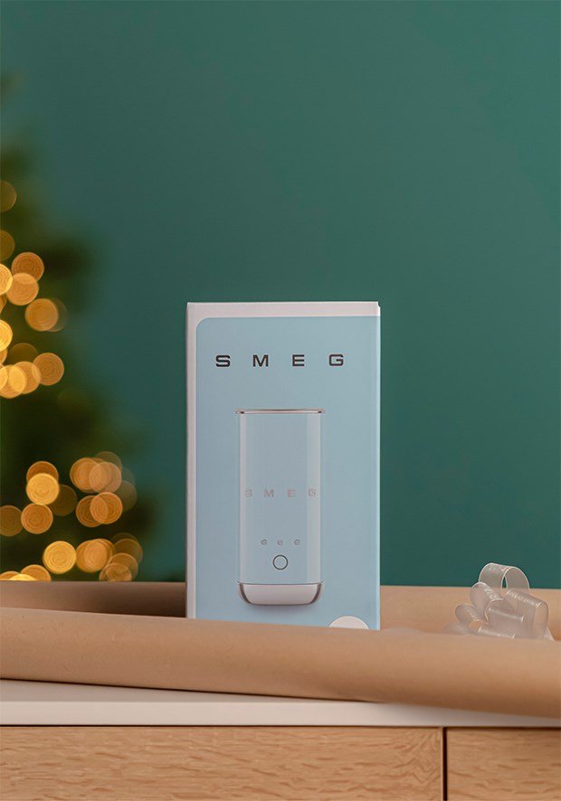 Smeg 50's Style MFF02CREU Creme #2