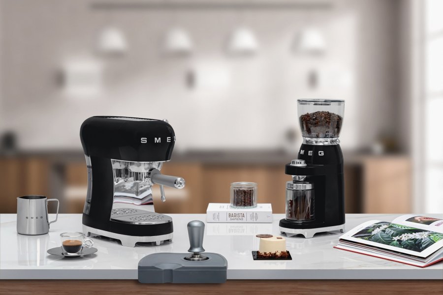 Smeg ECF02BLEU kaffemaskine Vejledning Espressomaskine 1,1 L #11