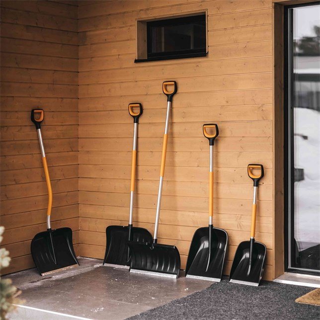 Fiskars 1057177 skovl & spartel Sneskovl Metal Sort, Orange #3