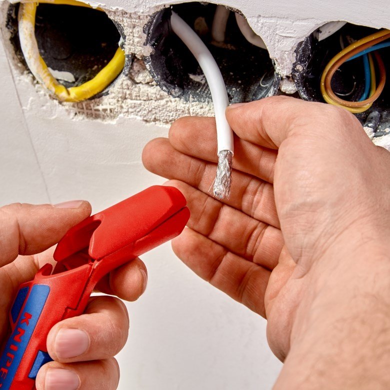 KNIPEX ErgoStrip Universal Stripping Tool for left handers #17