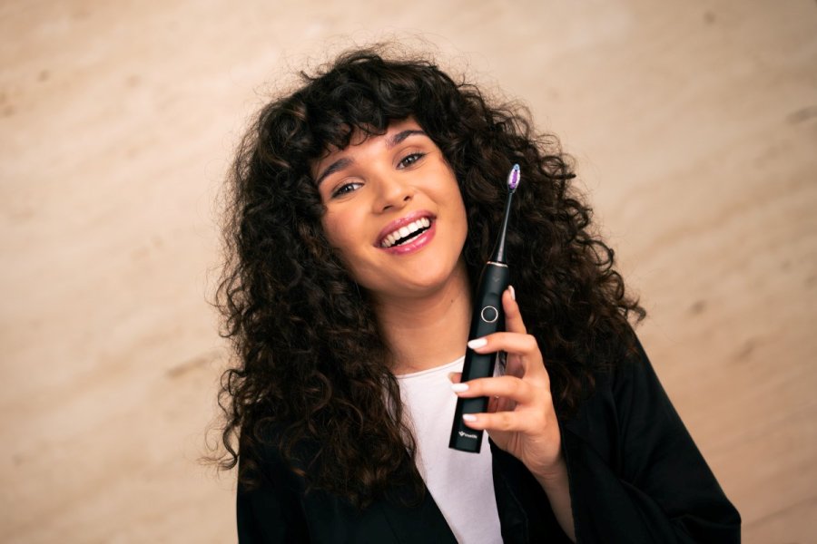 TrueLife SonicBrush Clean70 UV sonisk tandb�rste, sort #4