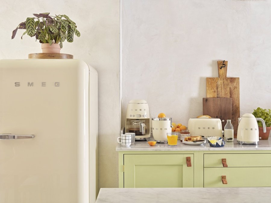 Smeg 50's Style Elkedler KLF03CREU Creme #6