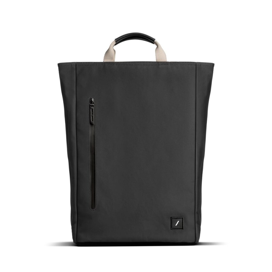 Native Union BACKPACK-BLK rygs�k Fritidsrygs�k Sort Stof, Polyethylenterephthalatfolie (PET), Genanvendt plast #1