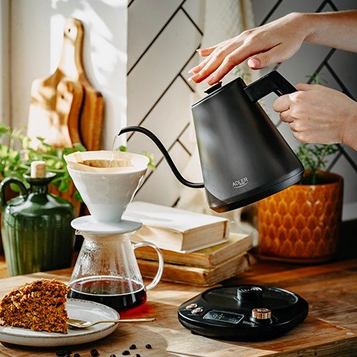 Adler AD 1349 El-kedel med lang tud 1,0L Sort #19