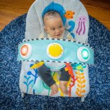 Baby Hngekje Baby Einstein Ocean Explorers Kick to It Opus Musical #5