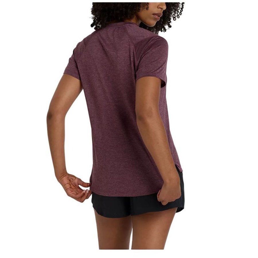 Kort�rmet T-shirt til Kvinder New Balance Blomme #2