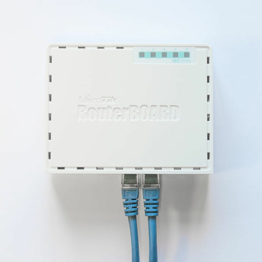 Router Mikrotik RB750GR3 Gigabit Ethernet #3
