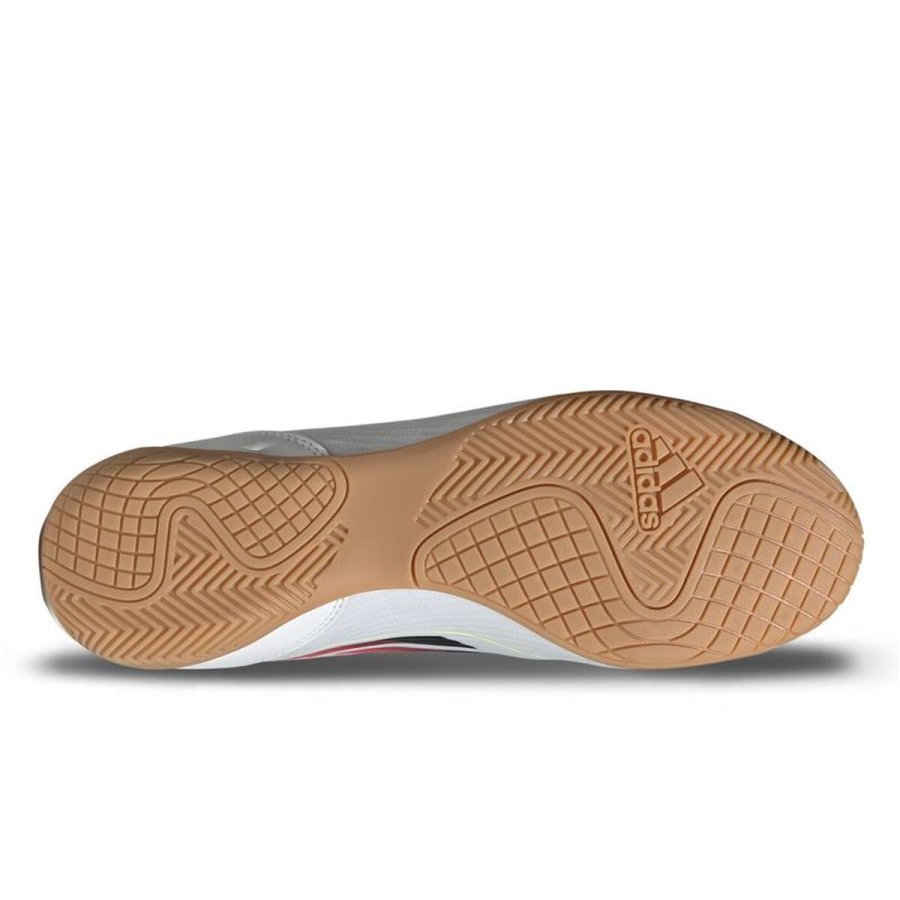 Indend�rs fodboldst�vler til voksne Adidas F50 Club Hvid #4