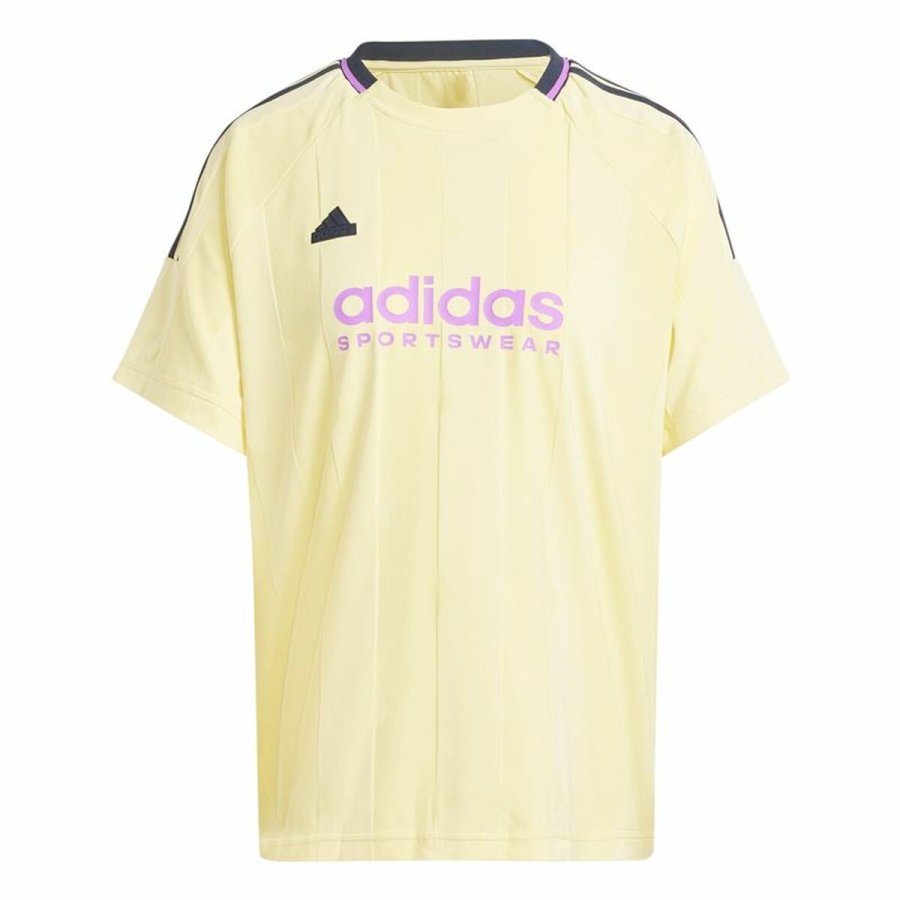 Kortrmet T-shirt til Mnd Adidas Tiro Cut 3 Bandas Jacquard Boyfriend Beige #1