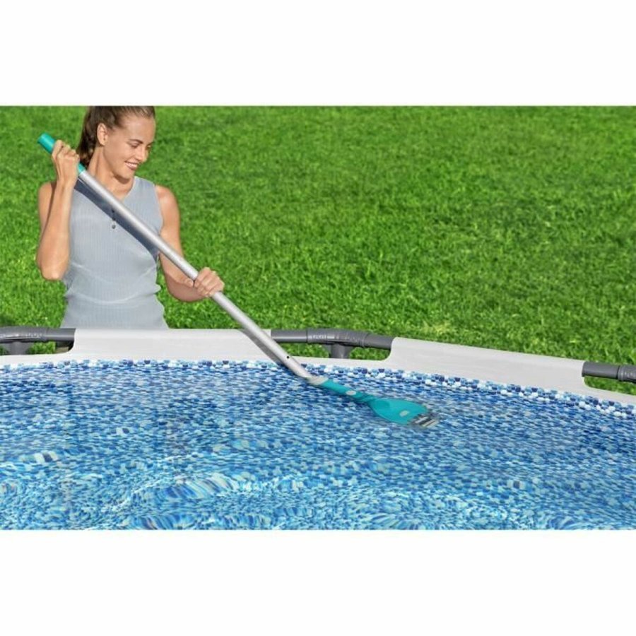 H�ndholdt Poolrens Bestway AquaTech #3