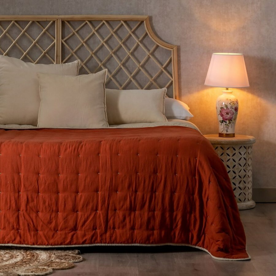 Sengetppe (vattppe) 230 x 280 cm Beige Mrkerd #13